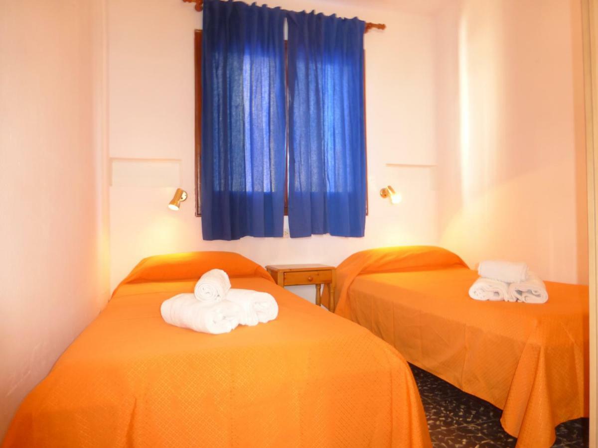 Rentalmar El Capitan Vandellòs i l’Hospitalet de l’Infant Exterior foto